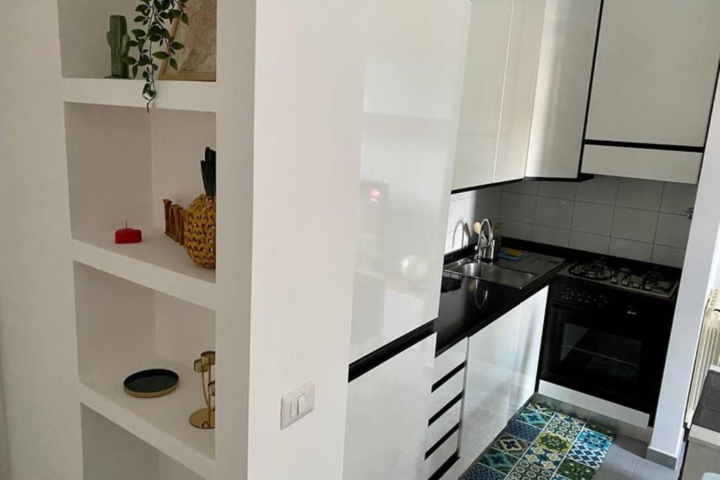 Central Modern Apartment Rome -Locazione Turistica- Buitenkant foto